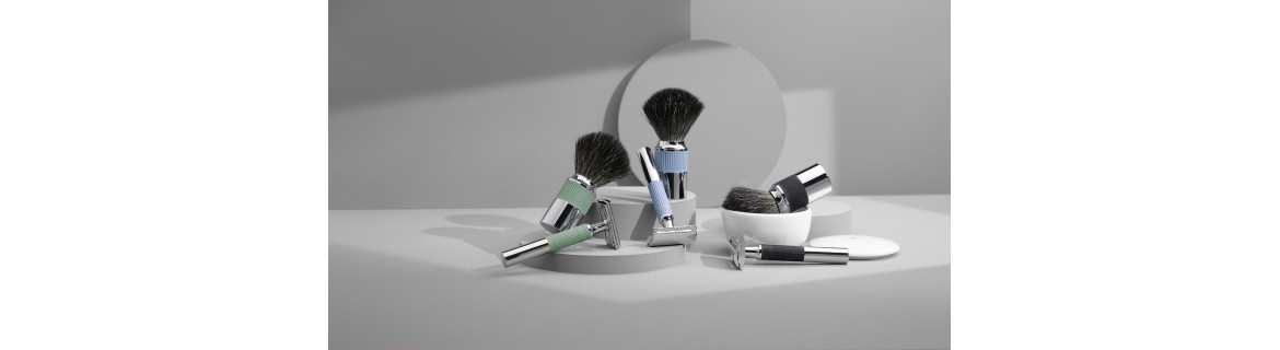 ESCOVAS DE BARBEAR PROFISSIONAIS